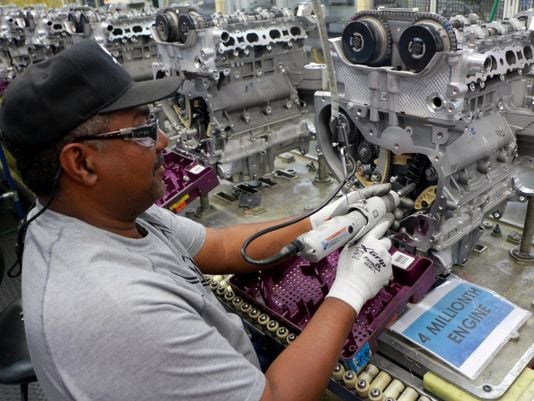 GM Refurbishes 4-Cylinder Engine Plant to a V8 Line in a Cost Effective, Timely Manner Using eFlex Software